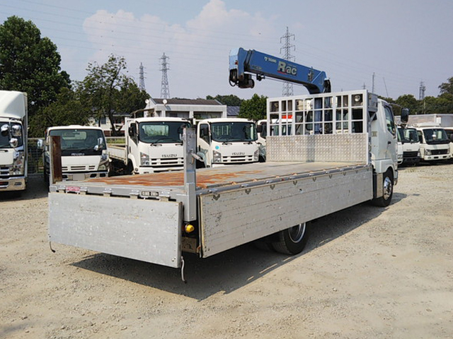 三菱ふそうファイタークレーン3段増トン（6t・8t）[写真11]