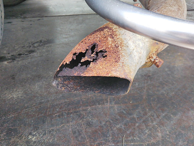 三菱ふそうファイタークレーン3段増トン（6t・8t）[写真21]