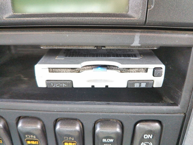 三菱ふそうファイタークレーン3段増トン（6t・8t）[写真38]