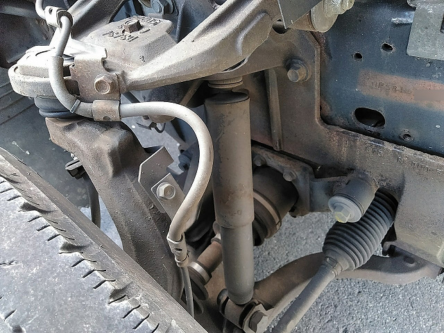 いすゞエルフ平ボディ小型（2t・3t）[写真17]