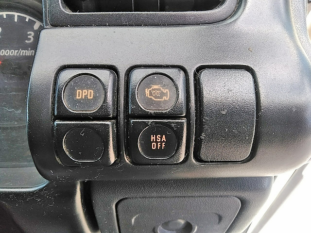 いすゞエルフ平ボディ小型（2t・3t）[写真36]