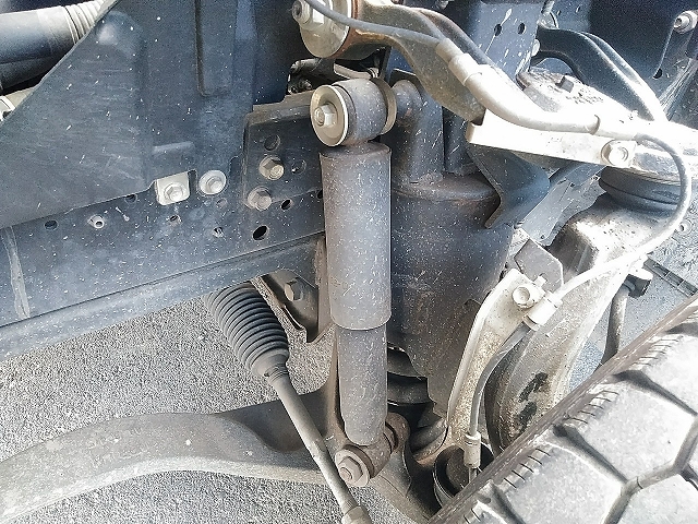 いすゞエルフ平ボディ小型（2t・3t）[写真18]