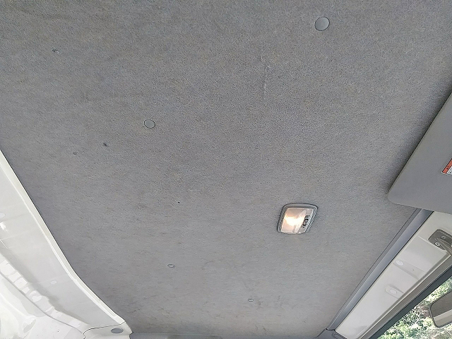 いすゞエルフ平ボディ小型（2t・3t）[写真33]