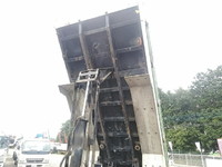 三菱ふそうスーパーグレートダンプ大型（10t）[写真11]