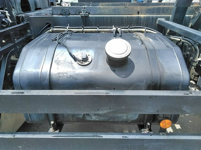 三菱ふそうスーパーグレートダンプ大型（10t）[写真15]