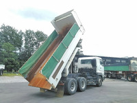 三菱ふそうスーパーグレートダンプ大型（10t）[写真02]