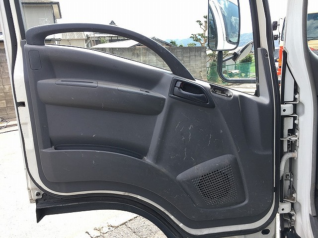 いすゞエルフクレーン4段小型（2t・3t）[写真28]