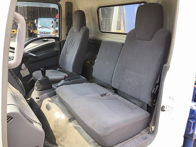 いすゞエルフクレーン4段小型（2t・3t）[写真31]