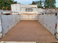 三菱ふそうキャンターアルミブロック小型（2t・3t）[写真10]