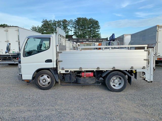 三菱ふそうキャンターアルミブロック小型（2t・3t）[写真04]