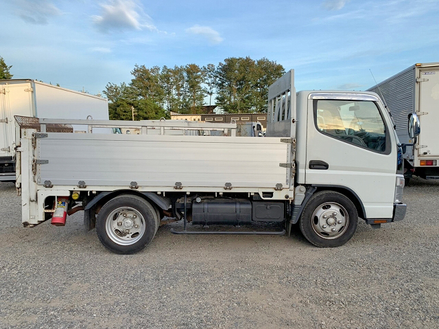 三菱ふそうキャンターアルミブロック小型（2t・3t）[写真06]