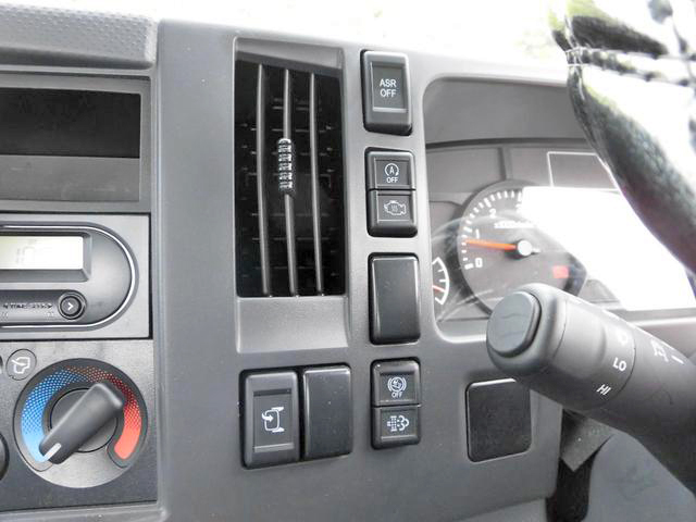 いすゞエルフセーフティローダー小型（2t・3t）[写真33]