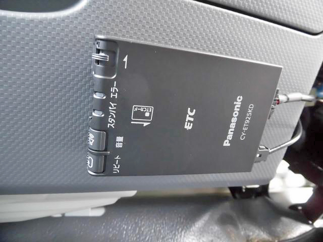 いすゞエルフセーフティローダー小型（2t・3t）[写真36]