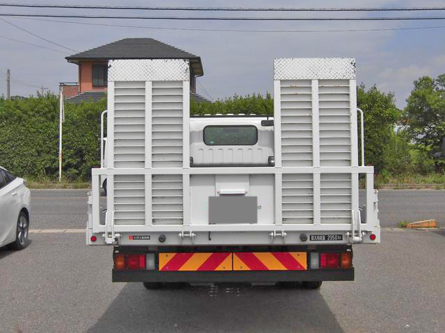 いすゞエルフセーフティローダー小型（2t・3t）[写真08]