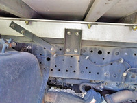 いすゞエルフパネルバン小型（2t・3t）[写真10]