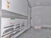 いすゞエルフパネルバン小型（2t・3t）[写真05]