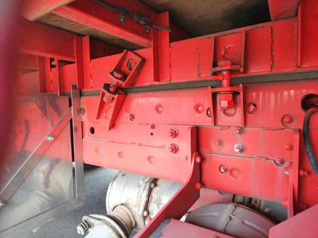 三菱ふそうファイタークレーン4段増トン（6t・8t）[写真23]