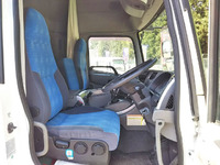 UDトラックスクオン家畜運搬車大型（10t）[写真30]