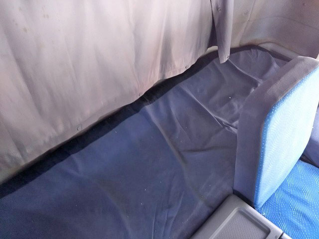 UDトラックスクオン家畜運搬車大型（10t）[写真34]