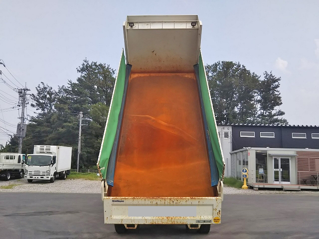 UDトラックスクオンダンプ大型（10t）[写真11]