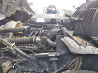 UDトラックスクオンダンプ大型（10t）[写真24]