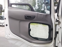 UDトラックスクオンダンプ大型（10t）[写真26]