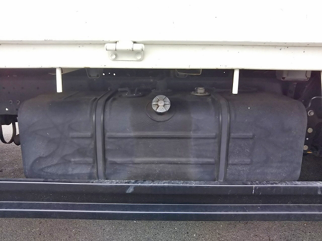 日野デュトロ平ボディ小型（2t・3t）[写真17]