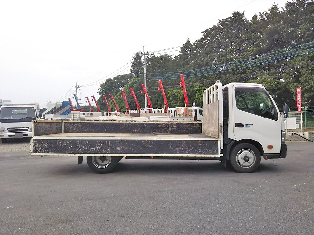 日野デュトロ平ボディ小型（2t・3t）[写真08]