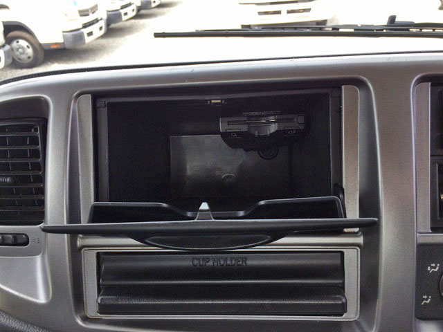 日野レンジャー平ボディ中型（4t）[写真37]