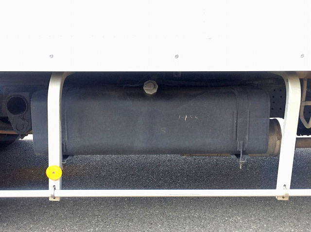 三菱ふそうキャンターアルミバン小型（2t・3t）[写真19]