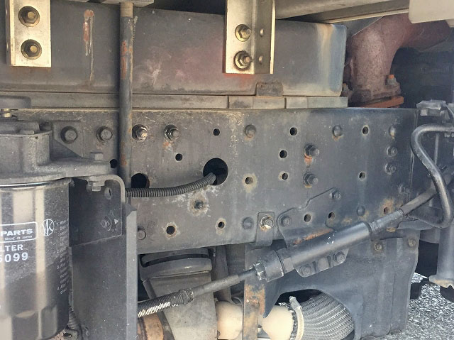 三菱ふそうキャンターアルミバン小型（2t・3t）[写真20]