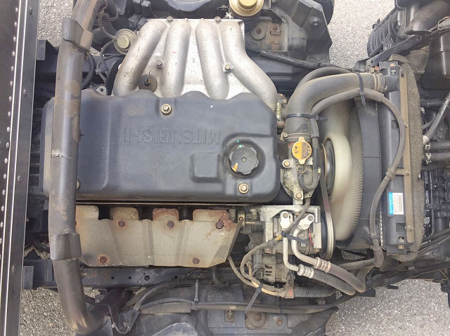 三菱ふそうキャンターアルミバン小型（2t・3t）[写真25]