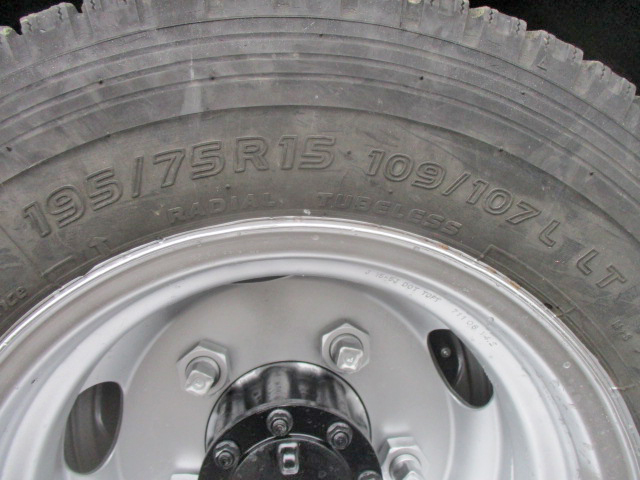 いすゞエルフアルミブロック小型（2t・3t）[写真18]