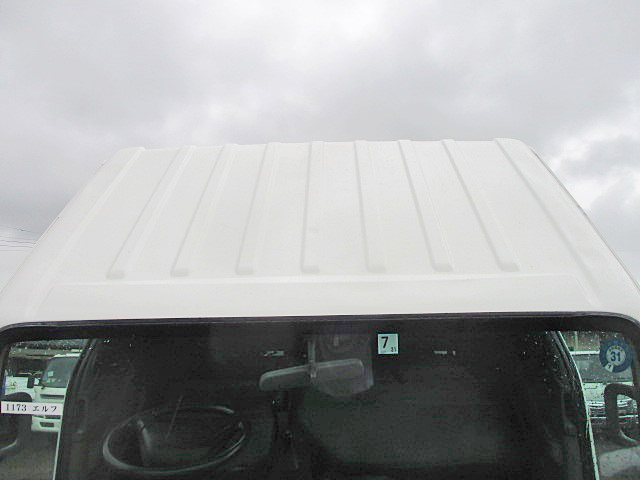 いすゞエルフアルミブロック小型（2t・3t）[写真20]