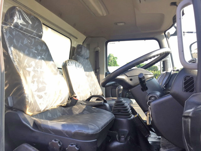 日野レンジャーダンプ中型（4t）[写真28]