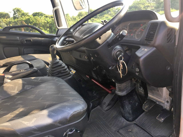 日野レンジャーダンプ中型（4t）[写真29]