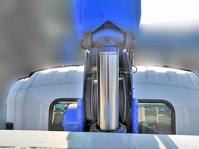 いすゞフォワードクレーン4段中型（4t）[写真12]