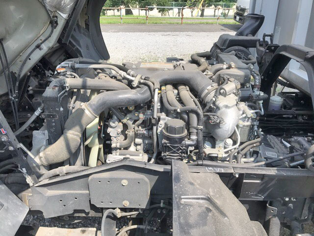 いすゞフォワードアルミウイング中型（4t）[写真23]