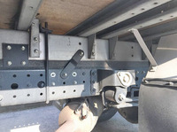 三菱ふそうキャンターアルミバン小型（2t・3t）[写真11]