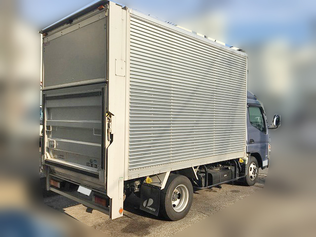 三菱ふそうキャンターアルミバン小型（2t・3t）[写真03]