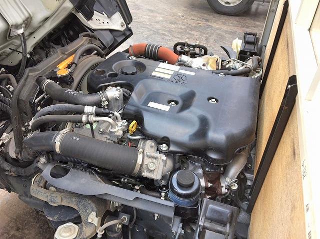 いすゞエルフ平ボディ小型（2t・3t）[写真23]