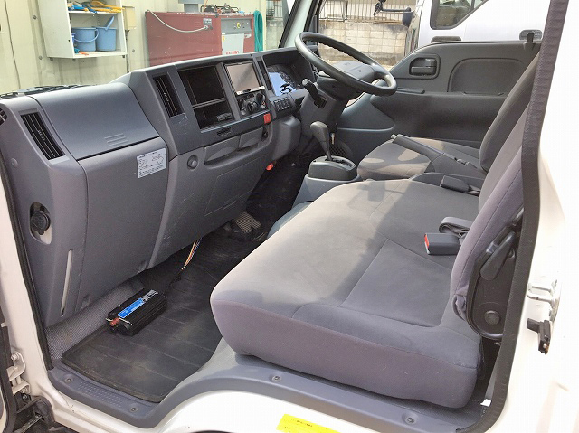 いすゞエルフ平ボディ小型（2t・3t）[写真30]