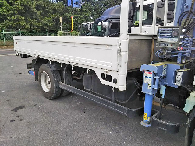 いすゞエルフクレーン6段小型（2t・3t）[写真21]