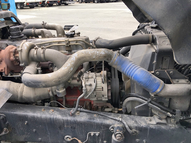 日野レンジャーセルフクレーン3段増トン（6t・8t）[写真26]