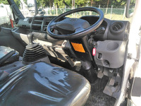 日野デュトロ平ボディ小型（2t・3t）[写真32]