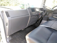 いすゞエルフアルミバン小型（2t・3t）[写真32]