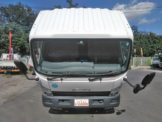 いすゞエルフアルミバン小型（2t・3t）[写真09]