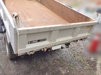 いすゞエルフダンプ小型（2t・3t）[写真11]