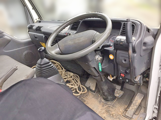 いすゞエルフダンプ小型（2t・3t）[写真21]