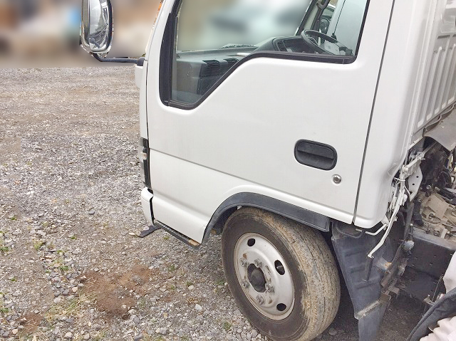 いすゞエルフダンプ小型（2t・3t）[写真06]